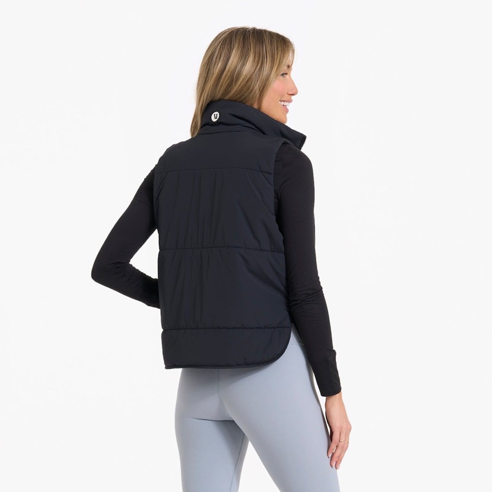 NWT Vuori Canyon Women’s Insulated Vest Black Size S - Picture 7 of 11